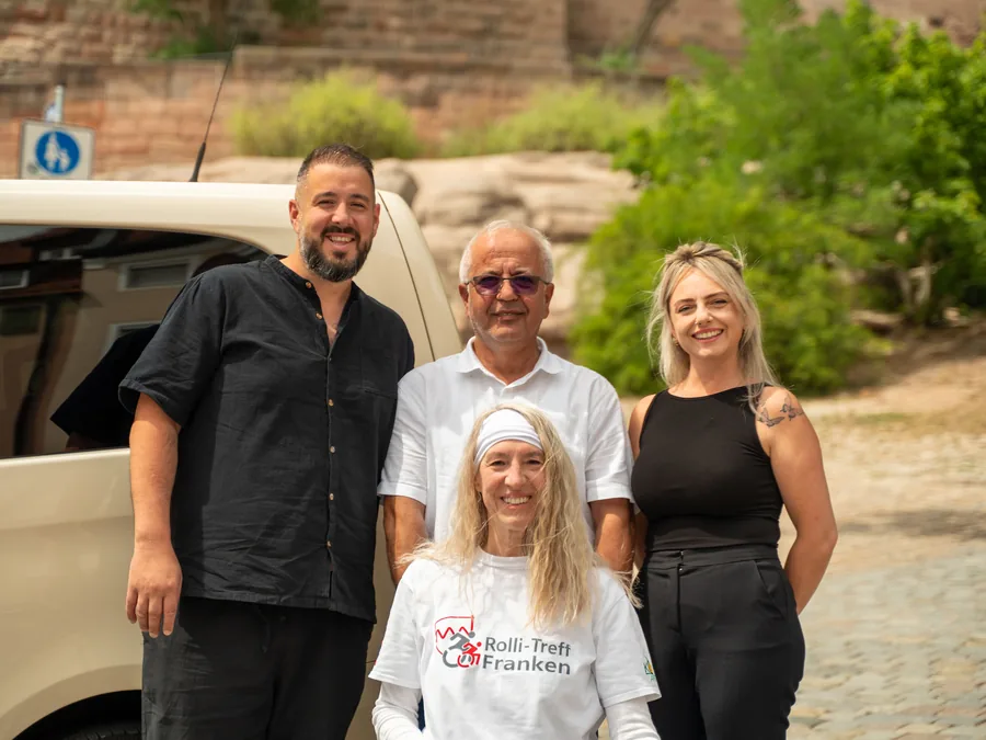 Das Team von Handicap Drive an der Nürnberger Burg